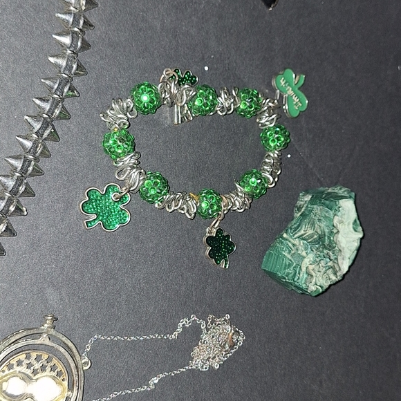 (9) Piece Rebel Jewelry Lot - Picture 5 of 12